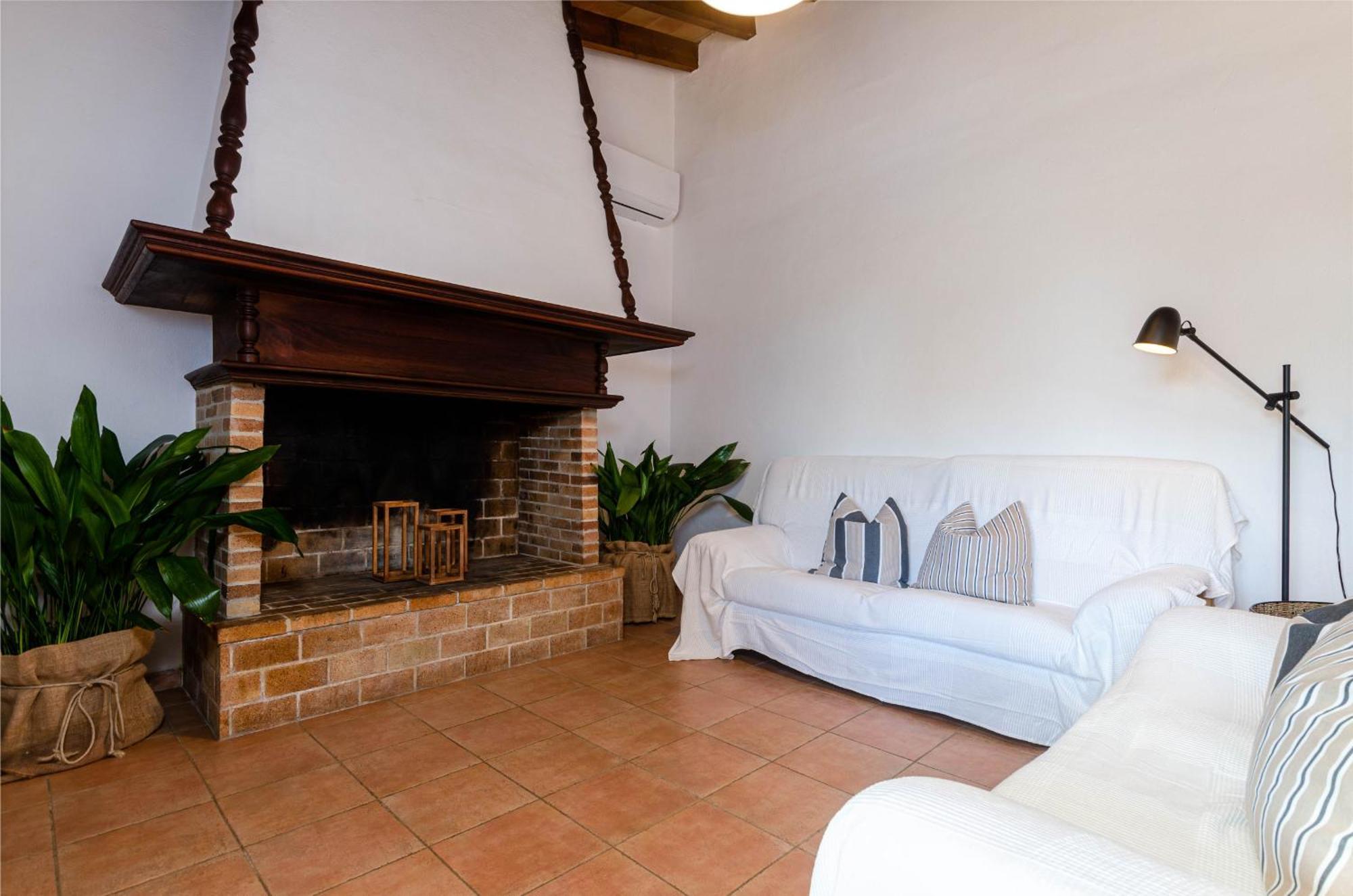 Yourhouse Lemontree Villa Lloseta